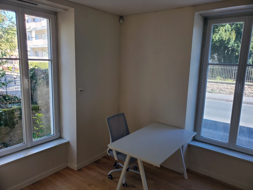 Bureau privé — n° 01